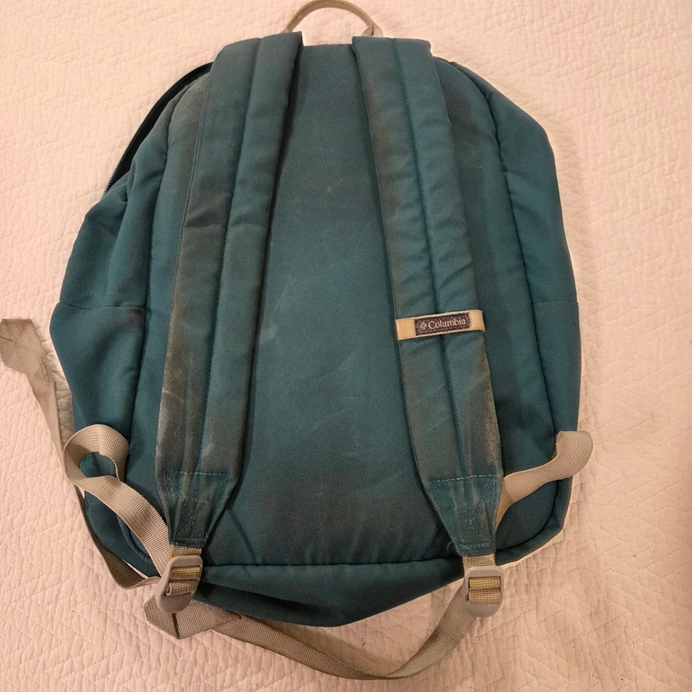 Columbia Backpack Teal Green Outdoor Hiking School Bag Rucksack Utility